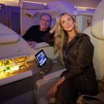Ana Paula Siebert descobre chuveiro em avião de luxo e fica passada: "Estou chocada"