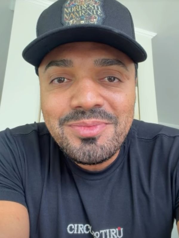 Tirullipa condenado a pagar R$ 30 mil por episódio na Farofa da Gkay