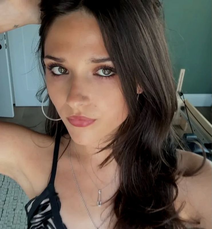 Isabella Damon assina com a agência de Gisele Bündchen e entra para o mundo da moda