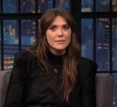 Elizabeth Olsen aparece com filho no colo depois de esconder gravidez inteira