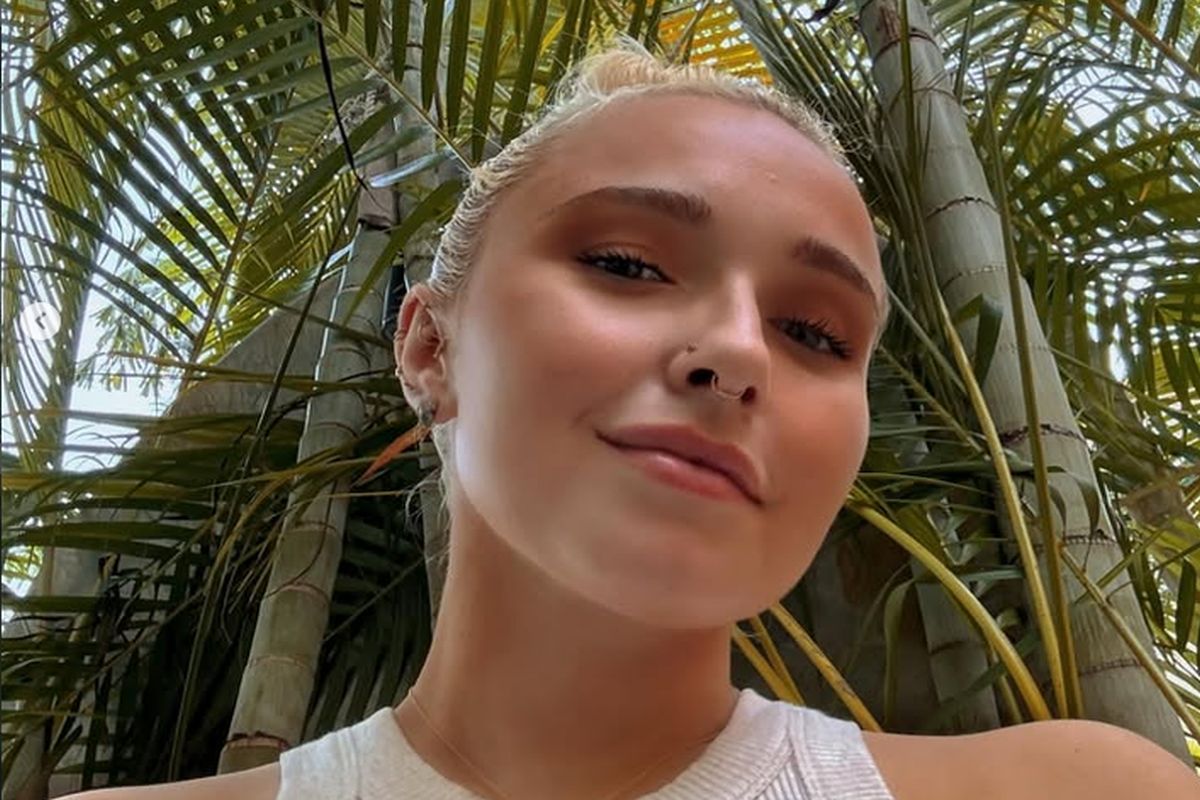 Mãe de Hayden Panettiere detona ex-namorado após morte da atriz