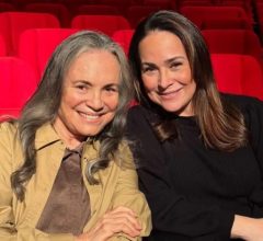Regina e Gabriela Duarte em climão ao vivo: filha tenta barrar pergunta sobre Bolsonaro