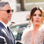 Filhos de Sandra Bullock sabiam do diagnóstico de ELA de Bryan Randall desde o início, diz atriz