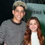 Klara Castanho e Cauê Campos assumem namoro no Rock in Rio e reclamam de exposição