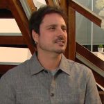 Sergio Abreu faz harmonização facial aos 51 e revela resultado ao vivo no SBT