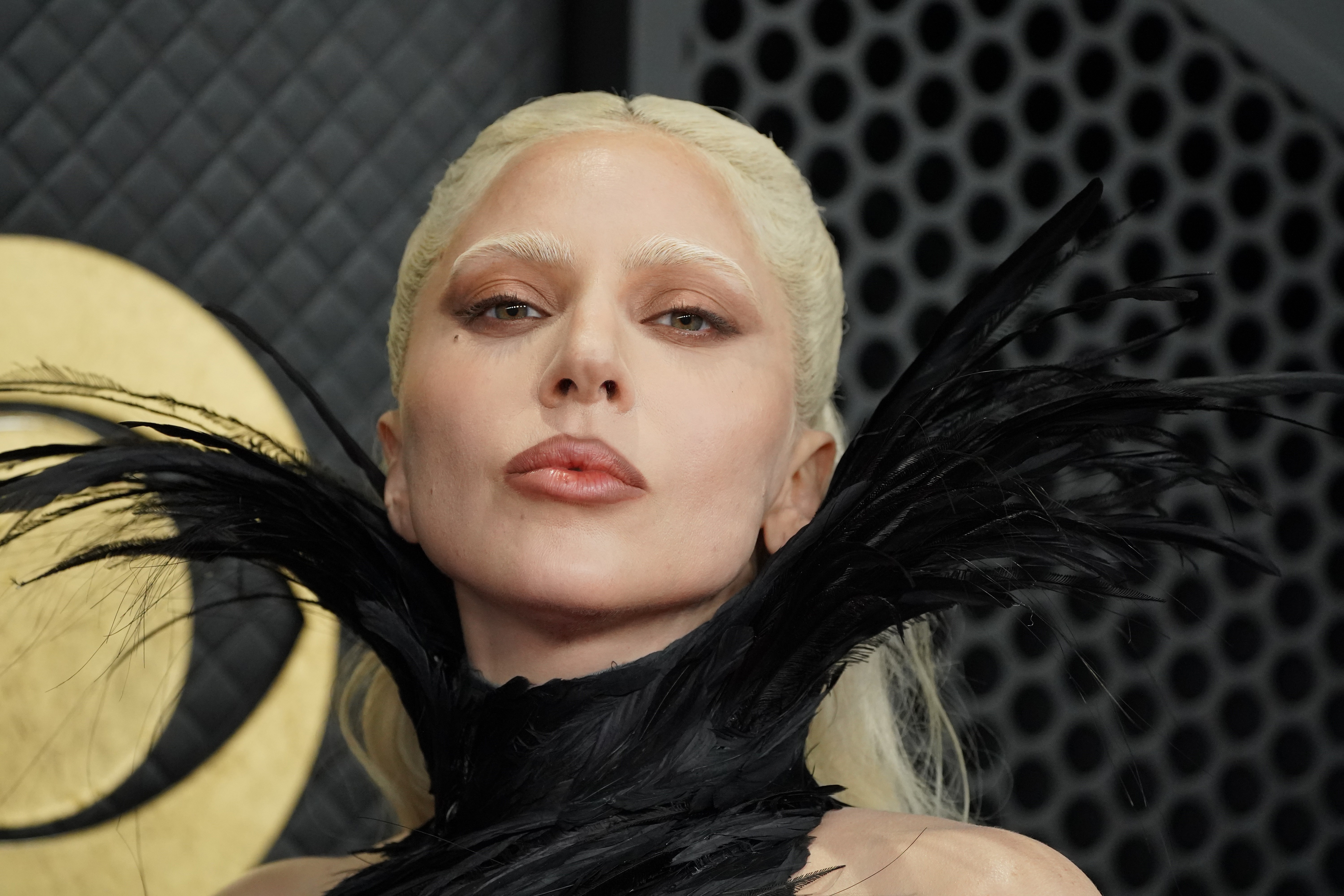 Lady Gaga é mãe pela primeira vez, detalhe sexo e nome ainda segredo