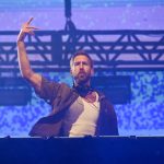 Calvin Harris transforma Rock in Rio em pista de dança com chuva, fogo e "One Kiss"