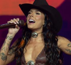 Ana Castela apaga Rincon da letra no show e a web captou o recado