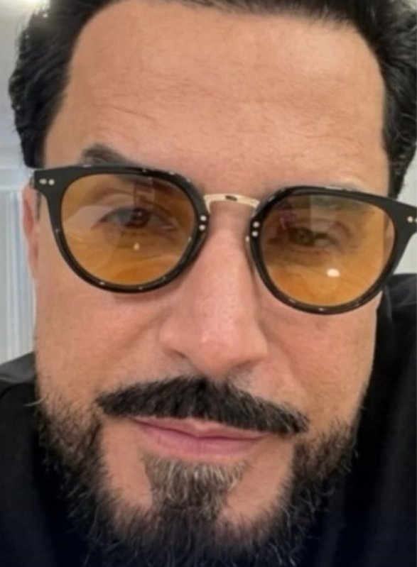 Filho de Latino expõe briga com cantor e irmã entra na treta