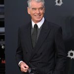 Pierce Brosnan quebra silêncio sobre suposta briga com Tom Hardy em "Terra da Máfia"