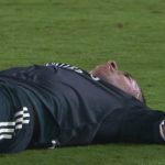 Comentarista da CazéTV questiona anatomia de Mbappé ao vivo