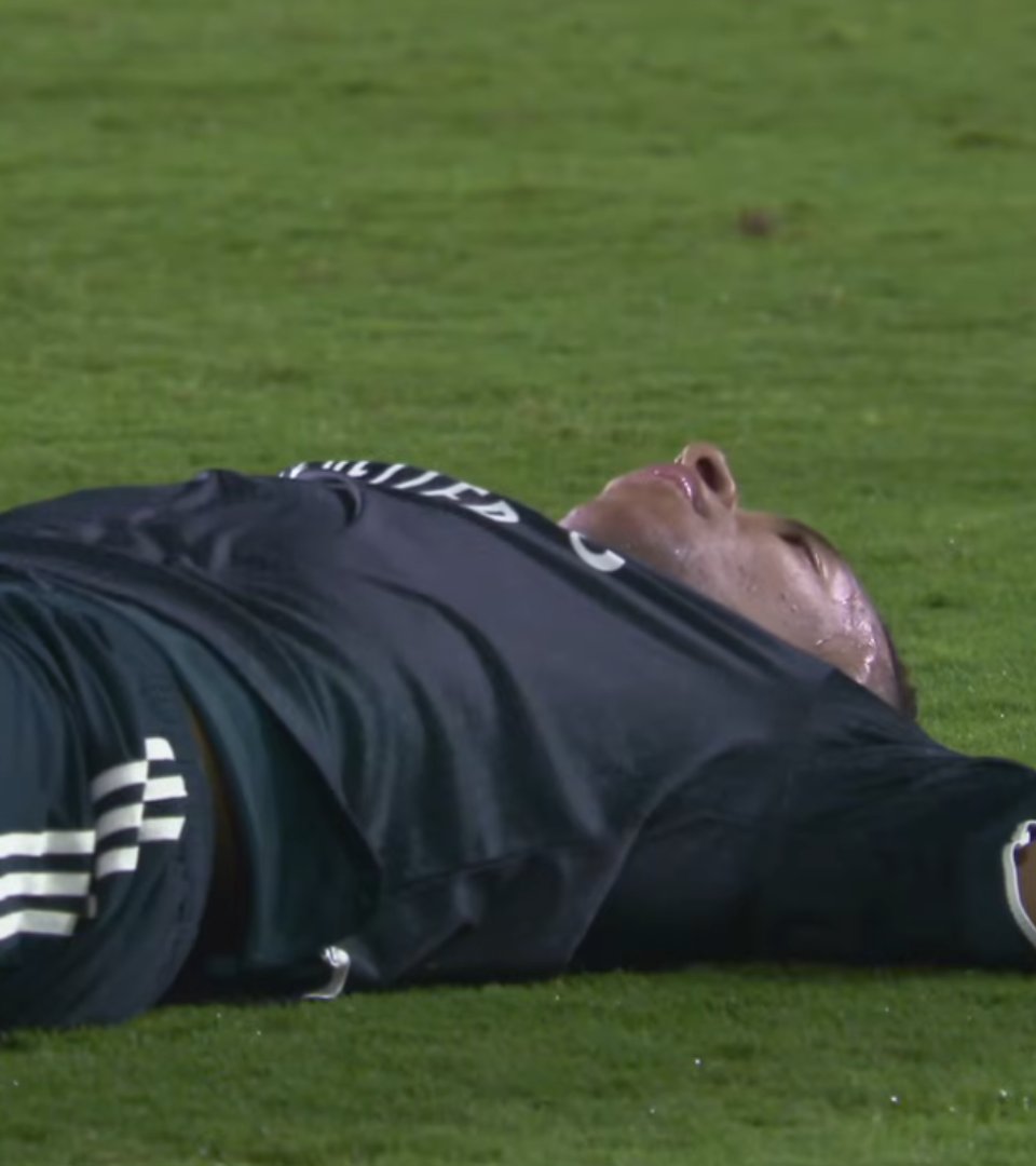 Comentarista da CazéTV questiona anatomia de Mbappé ao vivo