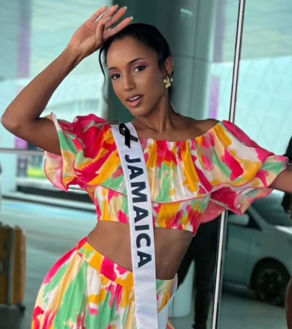 Miss Jamaica processa Miss Universo por queda no palco: "abertura sem sinalização"