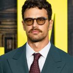 Theo James comenta rumores de Meghan Markle em "Magnatas do Crime"