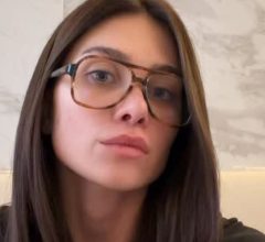 Flavia Pavanelli leva 13 pontos após box estilhaçar no banho e alerta: "Passou perto de uma artéria"