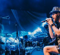 Defante arrasta público do Rock in Rio com música sobre pelos pubianos