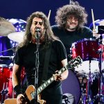 Foo Fighters fecha primeira noite do Rock in Rio com Dave Grohl em boa forma