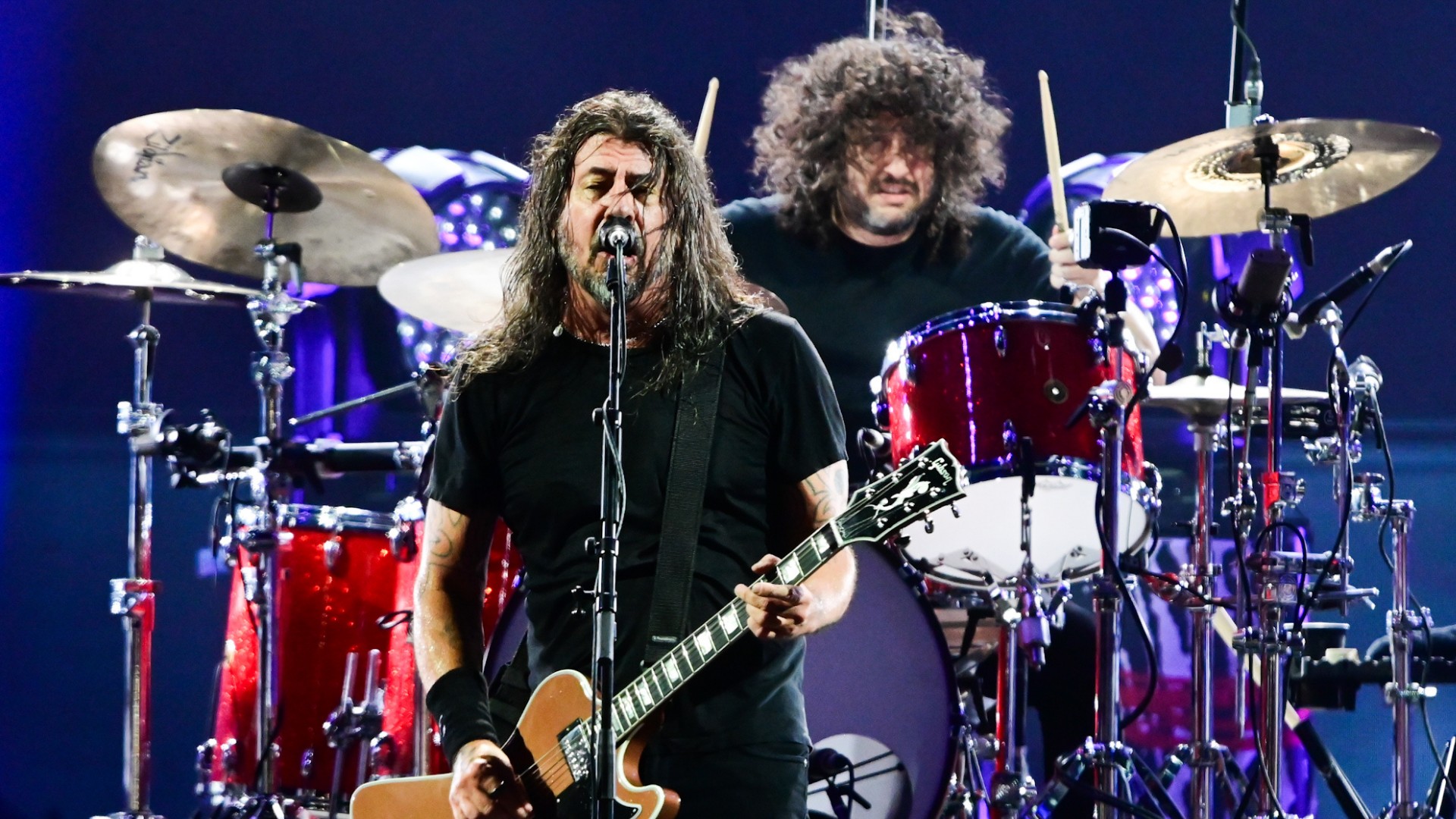 Foo Fighters fecha primeira noite do Rock in Rio com Dave Grohl em boa forma