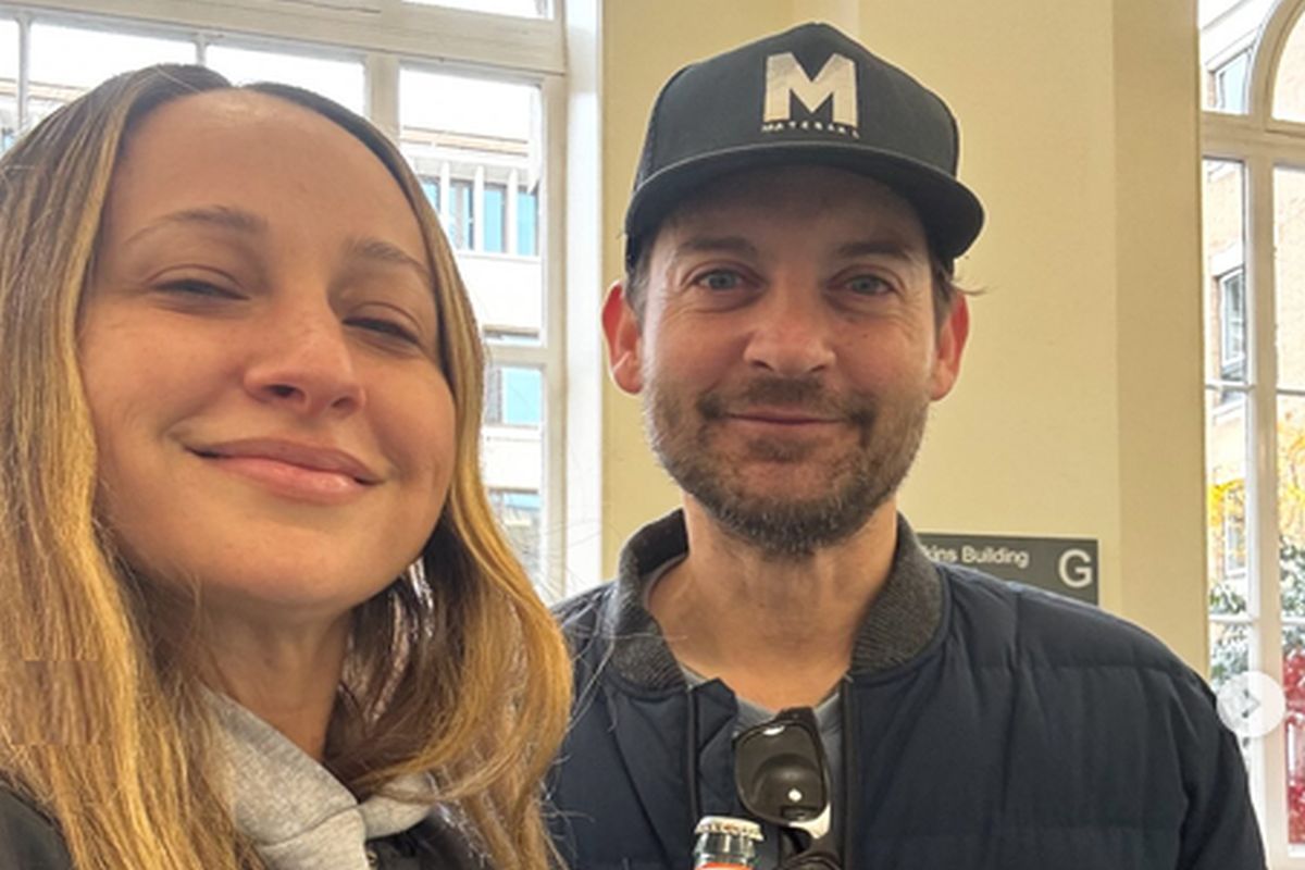 Tobey Maguire fecha divórcio com Jennifer Meyer quase 10 anos depois