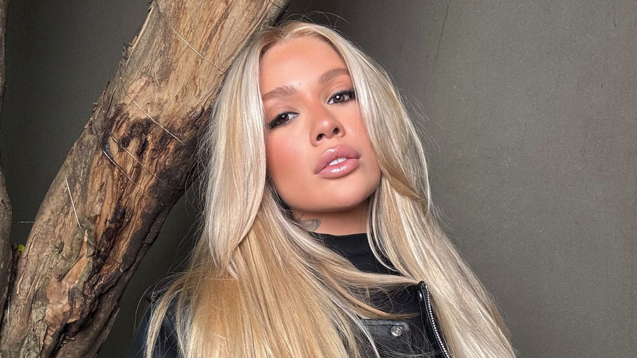 Karoline Lima detona boatos de gravidez e expõe o ciclo de críticas ao corpo