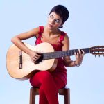 Filha de João Gilberto surpreende com duas indicações no Grammy Latino 2026