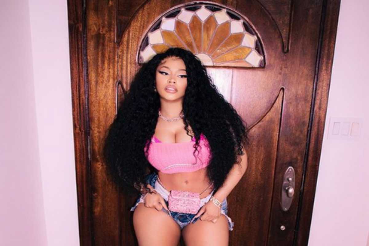Nicki Minaj declara "conexão especial" com Trump e sugere projeto em andamento