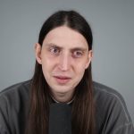 Felca volta ao YouTube um ano depois e expõe traumas que ninguém sabia
