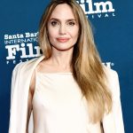 Advogado de Angelina chama Brad de "controlador" em briga por documentos