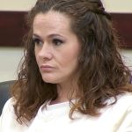 Christa Pike escapa da injeção letal uma hora antes da execução no Tennessee