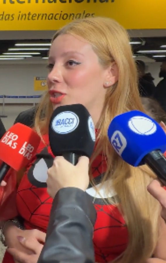 Malévola Alves desembarca em SP após 15 horas detida no Egito e relata abuso