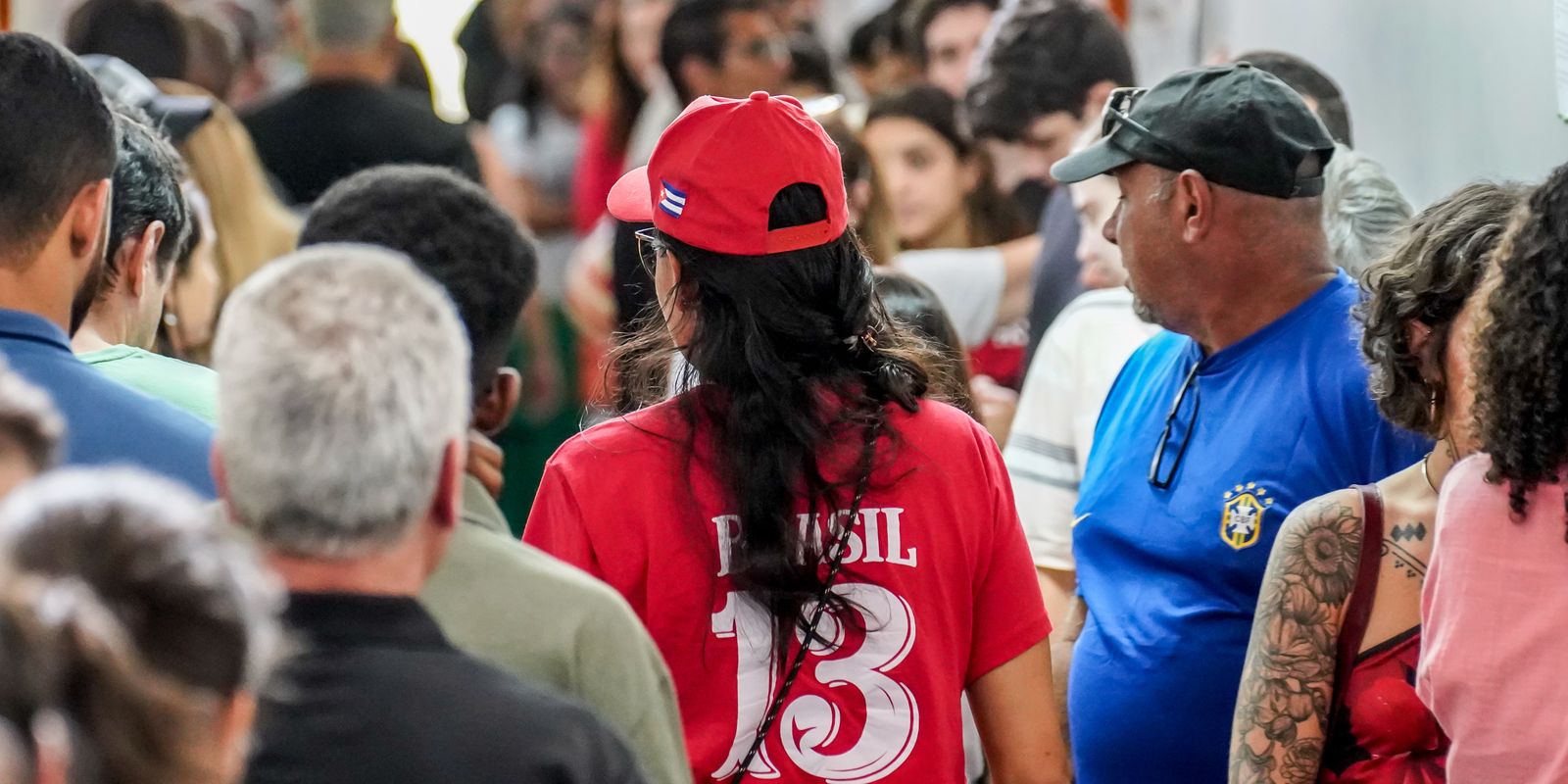 Deputada proibida de pedir demissão de eleitores de Lula após post viral