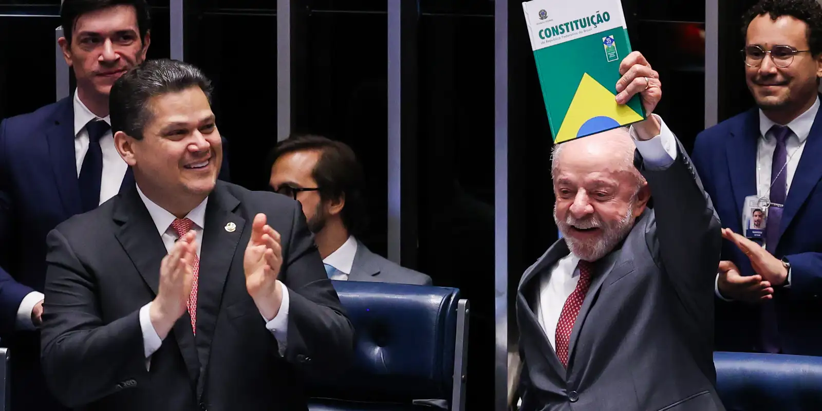 Lula na promulgação da PEC 221: "ninguém quer que um trabalhador morra por falta de descanso"